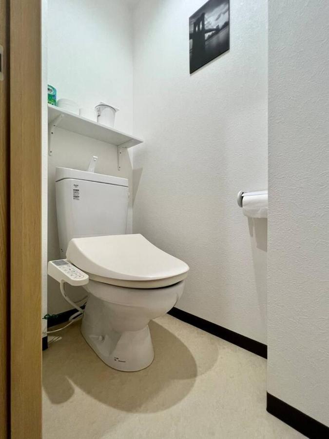 Rakuto Tsutenkaku: Central Namba Apartment with Easy Airport Access Osaka Exterior photo